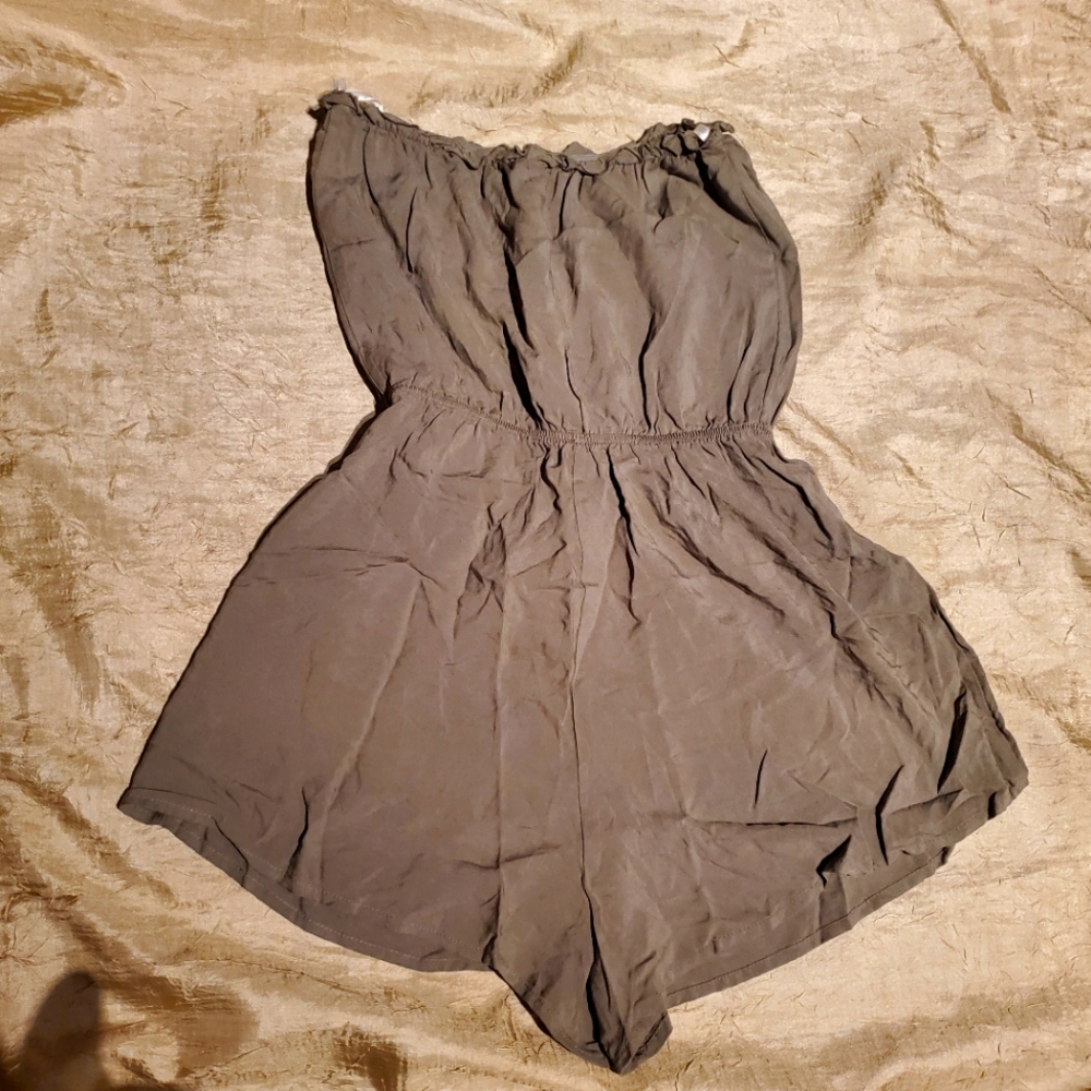 H&M Strapless Camo Green Romper